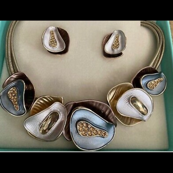 AMYJANE Jewelry Set - Spring Leaf Floral Boho - Picture 6 of 6